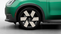Le tout nouveau *MINI Countryman Cooper SE 2025* est aussi audacieux et aventurier que vous. Que vou... (image 6)