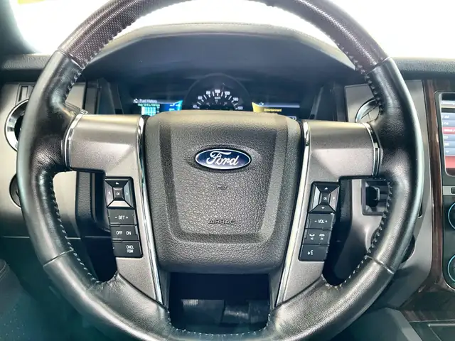2015 Ford Expedition Platinum Fresh Trade dans Autos et camions dans Ville de Régina - Image 23