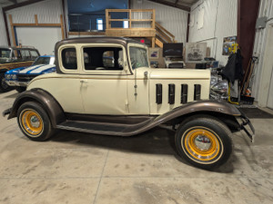 1932 Chevrolet Coupe - 305 V8, Power Disc Brakes