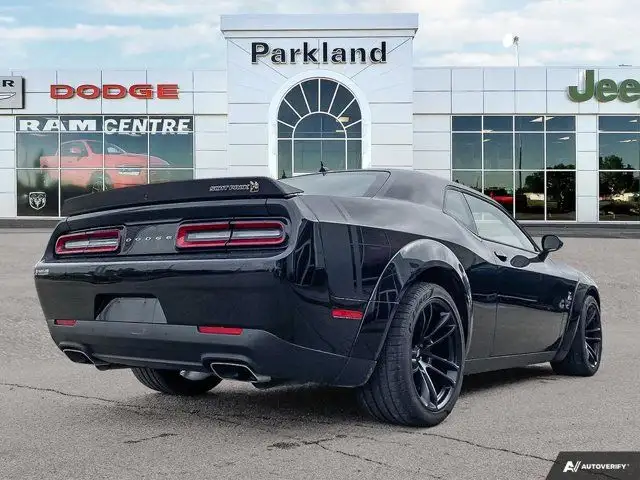 2023 Dodge Challenger Scat Pack 392 Widebody Manual 485HP in Cars & Trucks in St. Albert - Image 6