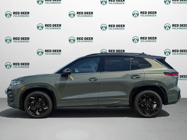 2025 Volkswagen Tiguan Comfortline R-Line Black Edition in Cars & Trucks in Red Deer - Image 4