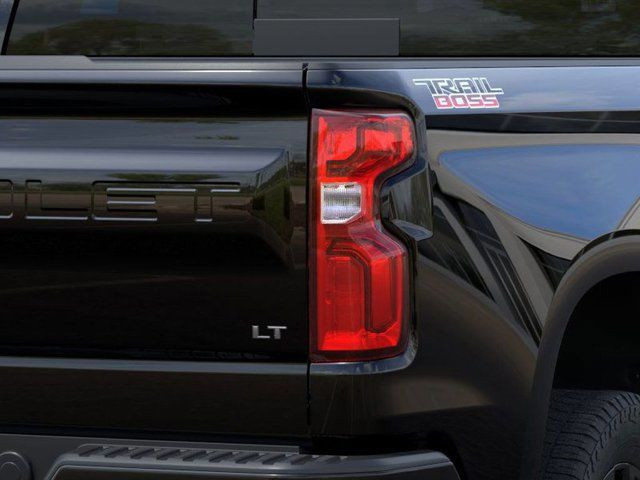 2025 Chevrolet Silverado 1500 LT Trail Boss in Cars & Trucks in Edmonton - Image 4