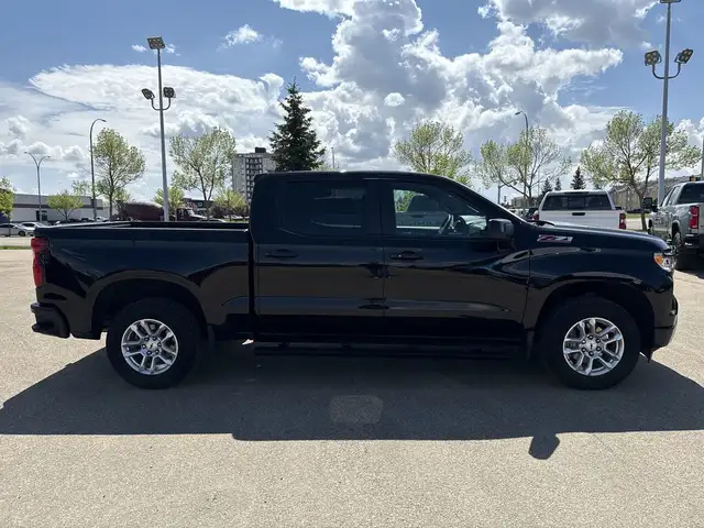 2023 Chevrolet Silverado 1500 RST Z71 OFF-ROAD | LOW KMS | 5.3L  in Cars & Trucks in Edmonton - Image 11