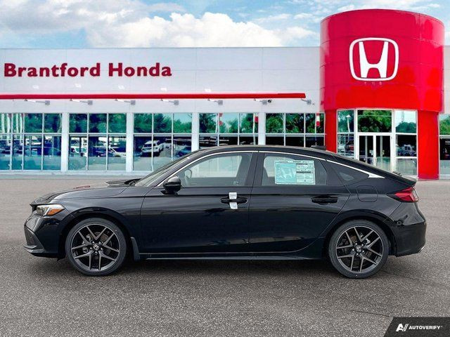  2024 Honda Civic Hatchback Sport Touring in Cars & Trucks in Brantford - Image 2