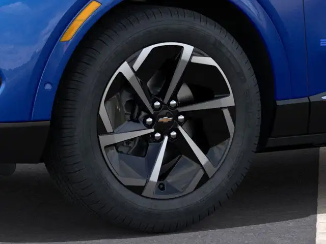 2025 CHEVROLET TRUCK EQUINOX EV 2LT in Cars & Trucks in City of Montréal - Image 10