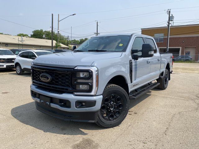 2025 Ford Super Duty F-350 SRW Lariat | Crew Cab 160 in Cars & Trucks in Edmonton - Image 2