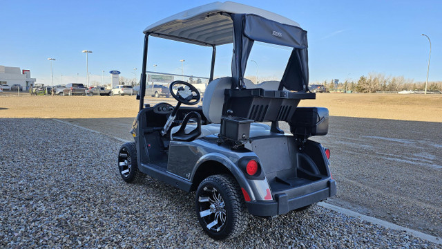 2023 E-Z-GO RXV FREEDOM EX1 GAS GOLF CART in ATVs in Swift Current - Image 4