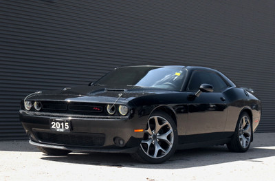 2015 Dodge Challenger SXT Plus or R/T Clean Carfax, Well Main...