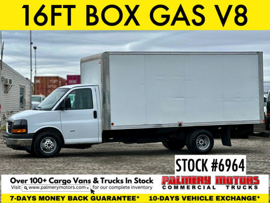 2018 GMC Savana 3500 3500 16FT Box Cube Gas in Cars & Trucks in Mississauga / Peel Region