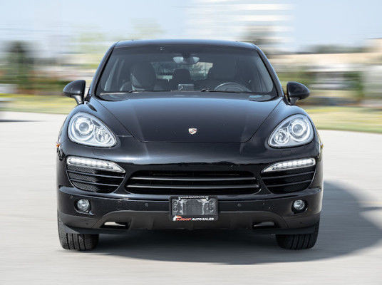 2014 Porsche Cayenne NAV|PANOROOF|HEATED SEATS|BACKUP|CLEAN CARF in Cars & Trucks in City of Toronto - Image 2