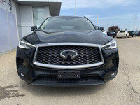 CLEAN CARFAX, Heated Front Seats, Back up Camera, Dual Screen Display, PANORAMIC SUNROOF, Power Tail... (image 6)