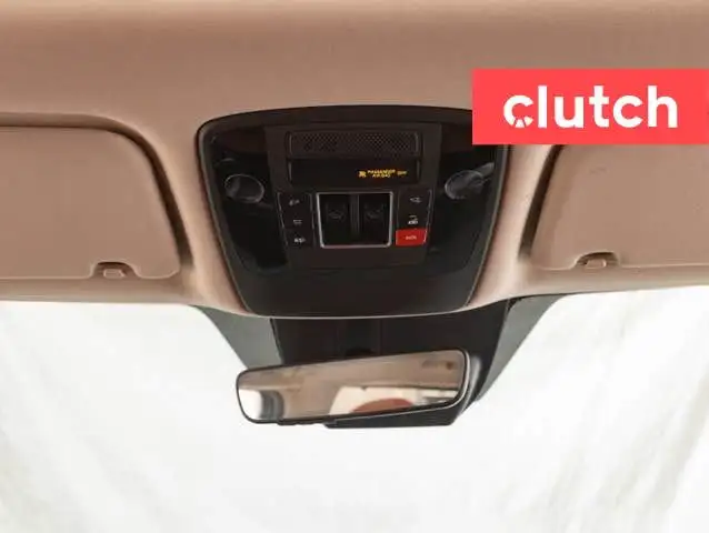2022 Kia Carnival SX w/ Apple CarPlay & Android Auto, Rearview C dans Autos et camions dans Bedford - Image 46