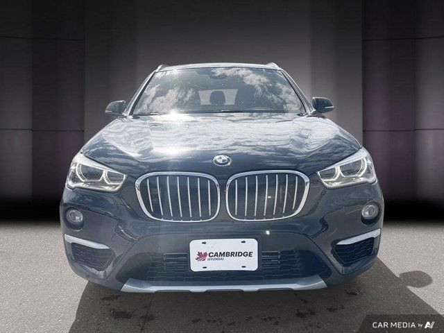 2019 BMW X1 xDrive28i | Panoramic Sunroof | Carplay | Brown in Cars & Trucks in Cambridge - Image 2