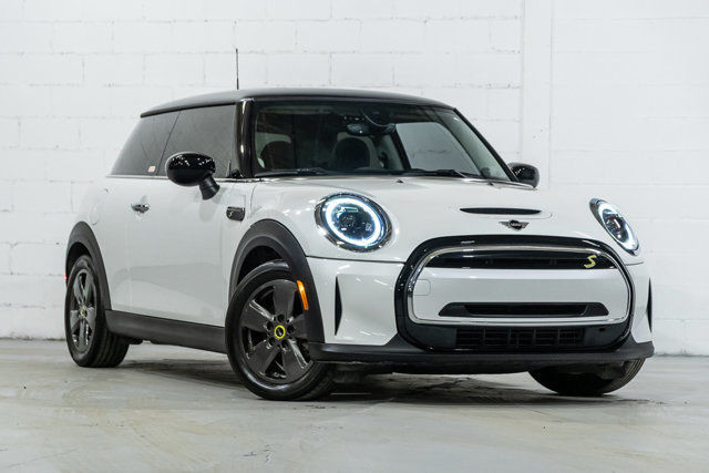 2024 MINI 3 Door Cooper SE | Premier Line 2.0 | Harman/Kardon in Cars & Trucks in City of Montréal
