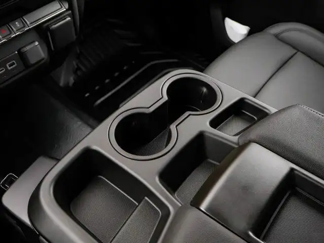 2025 GMC Sierra 3500HD Pro dans Autos et camions dans Comté de Strathcona - Image 26