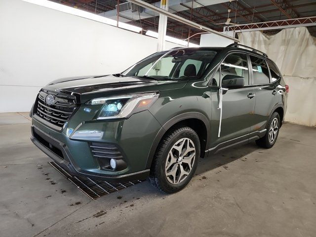 2023 Subaru Forester Touring | Sunroof | Heated Wheel + Seats in Cars & Trucks in Guelph