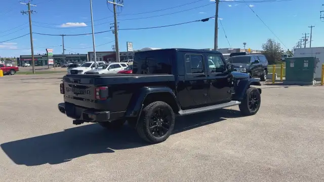 2021 Jeep Gladiator in Cars & Trucks in Edmonton - Image 4