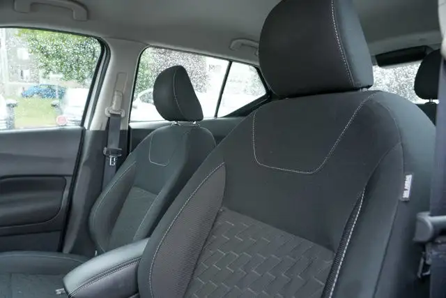 2023 Nissan Kicks SV Special Edition | 17 Inch Alloy Wheels in Cars & Trucks in Calgary - Image 21