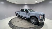 NAVIGATION, FX4 OFF-ROAD PKG, 410 AMP DUAL ALTERNATORS, TAILGATE STEP & HANDLE W/TAILGATE LIFT ASSIS... (image 1)