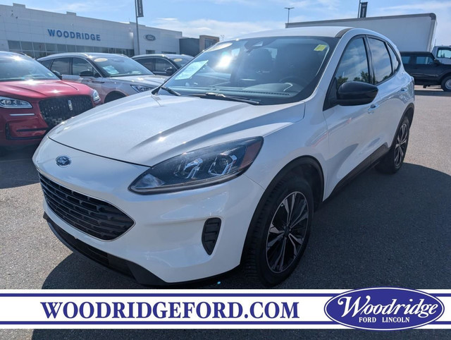 2021 Ford Escape SE 1.5L, NAVIGATION, CLOTH HEATED POWER SEAT... in Cars & Trucks in Calgary