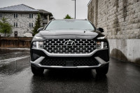 This 2021 Hyundai Santa Fe is for sale today. This SUV has 93,116 kms. It's black in colour . It has... (image 3)