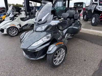 2018 CAN AM SPYDER RT LTD WITH 35,160KM - READY FOR THE ROAD! $21,999 + HST & LICENSING CONVENIENT F...