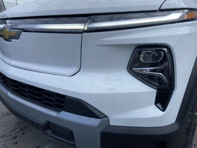 2025 Chevrolet Silverado EV Extended Range LT in Cars & Trucks in Calgary - Image 3