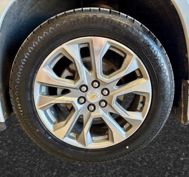 2019 Chevrolet Traverse Premier in Cars & Trucks in Moose Jaw - Image 4