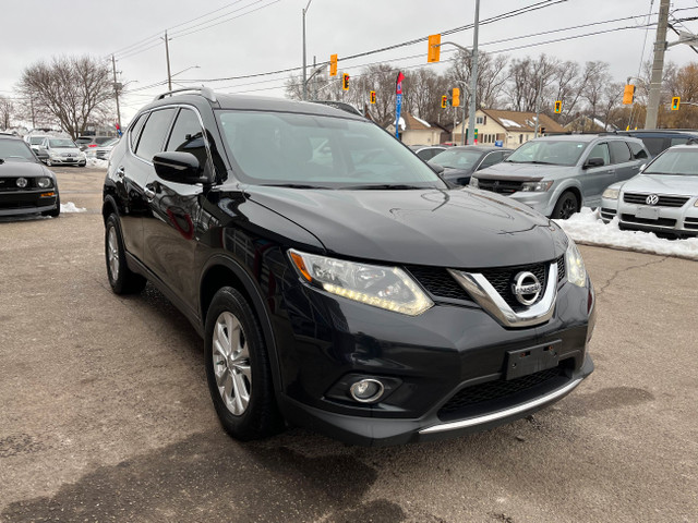 2015 Nissan Rogue SV in Cars & Trucks in Kitchener / Waterloo - Image 3