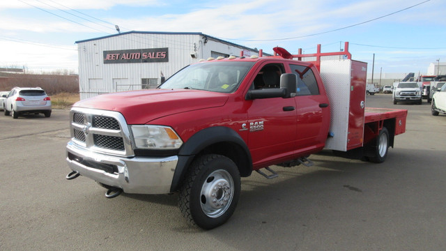 2014 Ram 5500 FLATDECK TRUCK in Heavy Equipment in Vancouver - Image 2