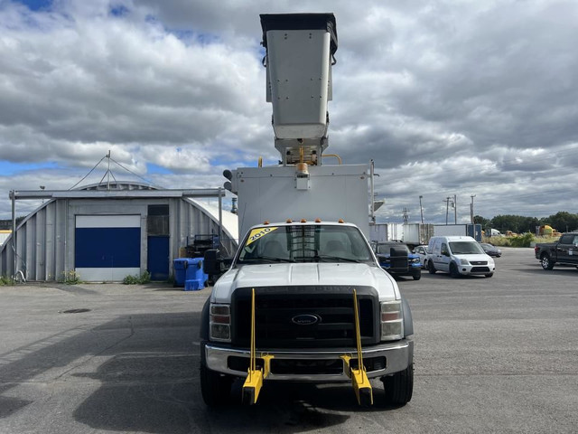 2010 Ford F-550 Cab Super 4RM empat 186po cab à essieu 84po XL F in Cars & Trucks in Longueuil / South Shore - Image 3