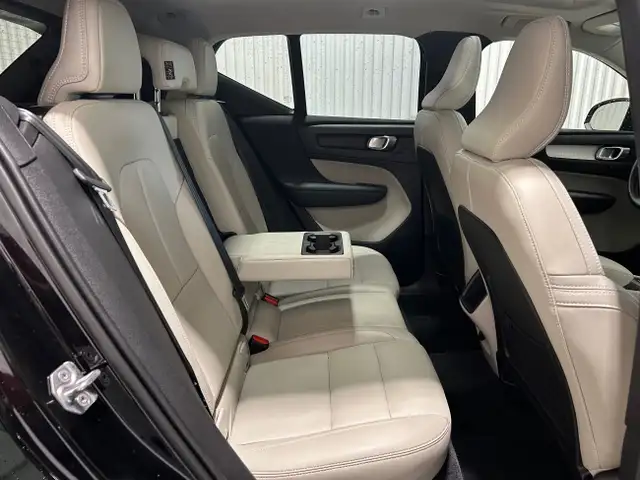 2021 Volvo XC40 Momentum T5 AWD Toit Panoramique Cuir Mags in Cars & Trucks in Shawinigan - Image 21