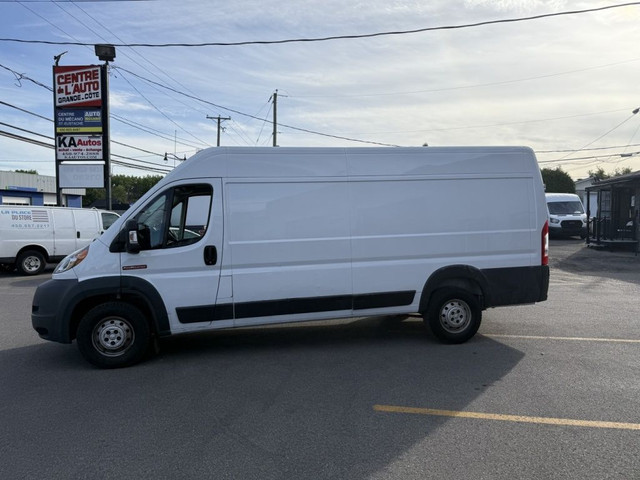2016 Ram ProMaster fourgonnette utilitaire in Cars & Trucks in Laval / North Shore - Image 2