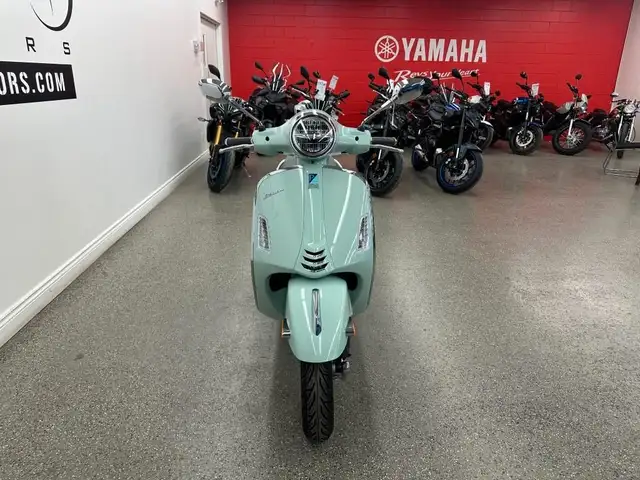 2025 Vespa GTS 310 MY 25 - V6653 - -Financing Available** in Scooters & Pocket Bikes in Markham / York Region - Image 10