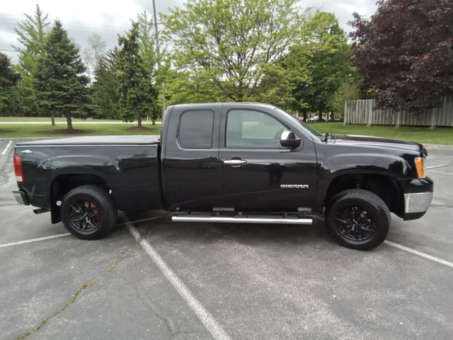 2013 GMC Sierra 1500 in Cars & Trucks in Hamilton - Image 4
