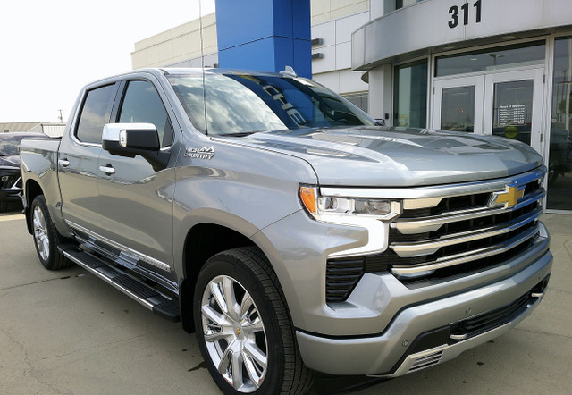 2025 Chevrolet Silverado 1500 High Country 4WD in Cars & Trucks in Regina - Image 3