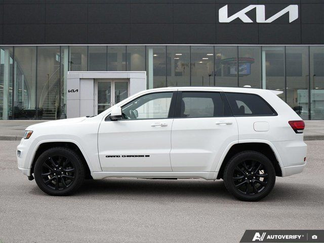 2022 Jeep Grand Cherokee WK ALTITUDE | Sunroof | Suede Seats in Cars & Trucks in Guelph - Image 2