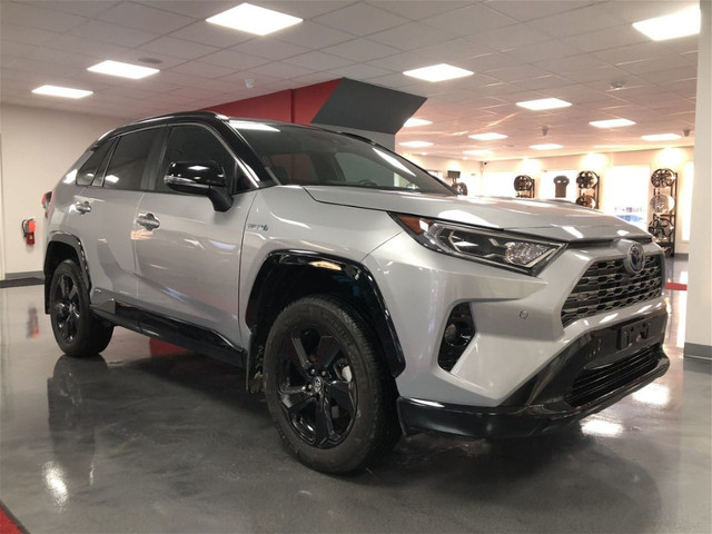 2020 Toyota RAV4  XLE HYBRID AWD 6 MONTHS WARRANTY in Cars & Trucks in Calgary - Image 4