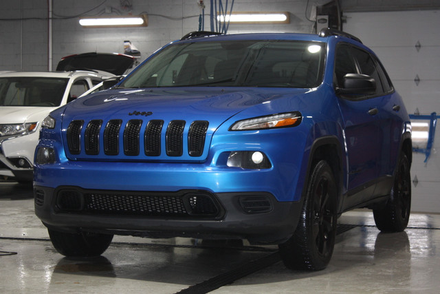2017 Jeep Cherokee ALTITUDE 4X4 in Cars & Trucks in City of Montréal - Image 3
