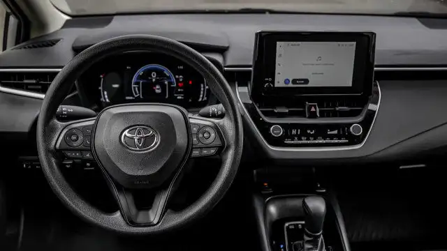 2023 Toyota Corolla Hybrid LE | Heated Seats | Lanekeep in Cars & Trucks in Guelph - Image 13