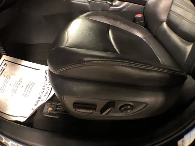2019 Toyota RAV4 XLE AWD LEATHER SUNROOF L/ASSIST B/SPOT CARPLAY in Cars & Trucks in City of Toronto - Image 16