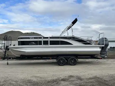Boat: Bennington 23SXSB 2023 Bennington 23 SXSBFIND WHAT MOVES YOUChoose from power options ranging...