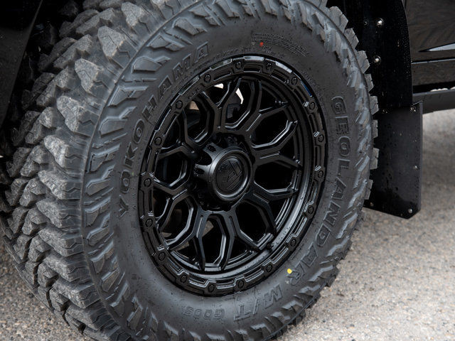 2025 Ram 3500 Limited, 37 Inch Tires, Warn Winch, 2 Inch Lift in Cars & Trucks in Calgary - Image 2
