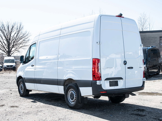 2023 Mercedes-Benz Sprinter Standard Roof in Cars & Trucks in Mississauga / Peel Region - Image 4
