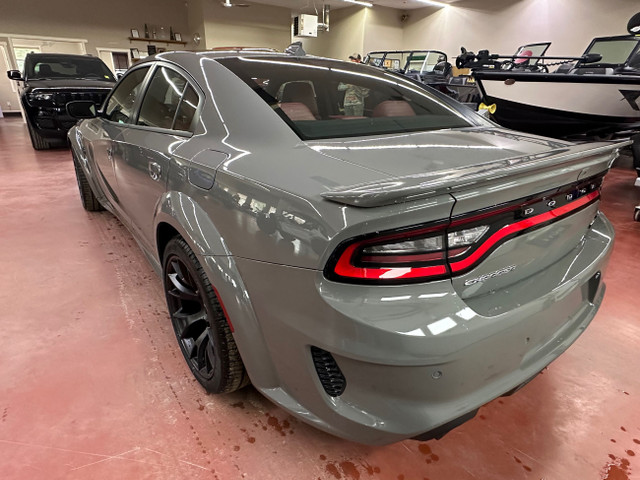 2023 Dodge Charger SRT Hellcat Widebody in Cars & Trucks in Nipawin - Image 4