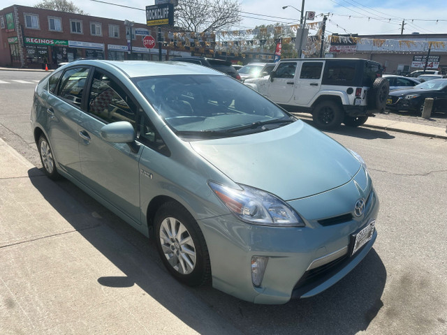 2013 Toyota Prius Plug-in in Cars & Trucks in City of Toronto - Image 2