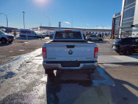 6.7L I6 Diesel, 6 Spd Transmission, Rear Auto-Levelling Air Suspension, Remote Starter, 3.73 Axle Ra... (image 4)