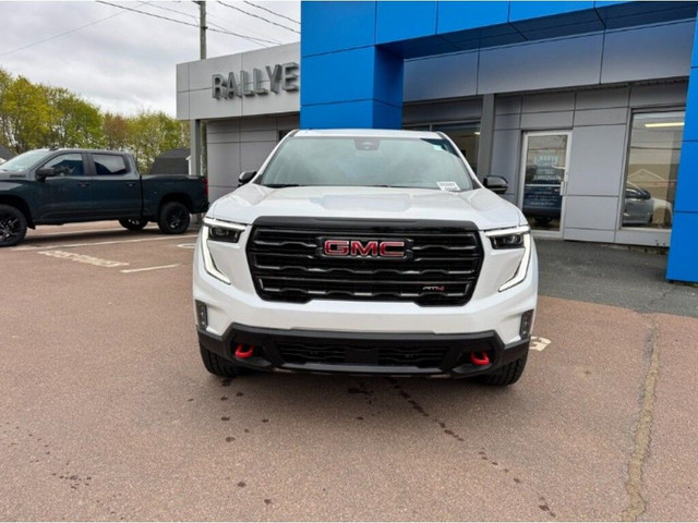2025 GMC Acadia AWD 4dr AT4 in Cars & Trucks in Moncton - Image 3