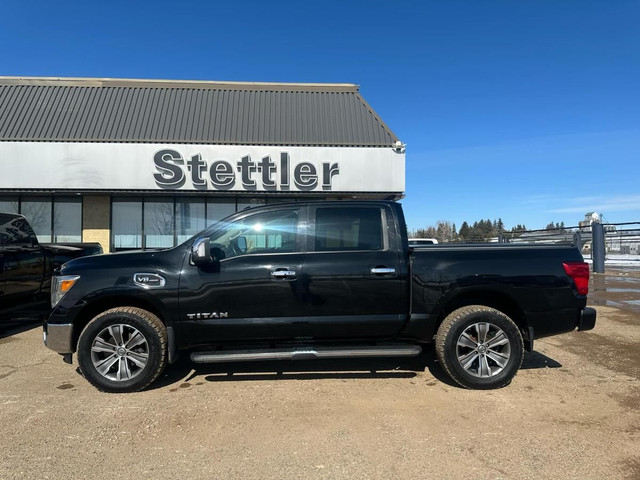 2017 Nissan Titan SL in Cars & Trucks in Red Deer - Image 3