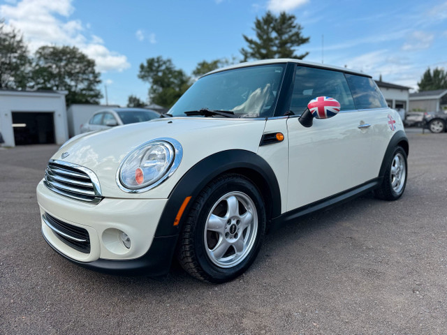 2011 MINI Cooper Hardtop CUIR AUTOMATIQUE AIR in Cars & Trucks in Laval / North Shore